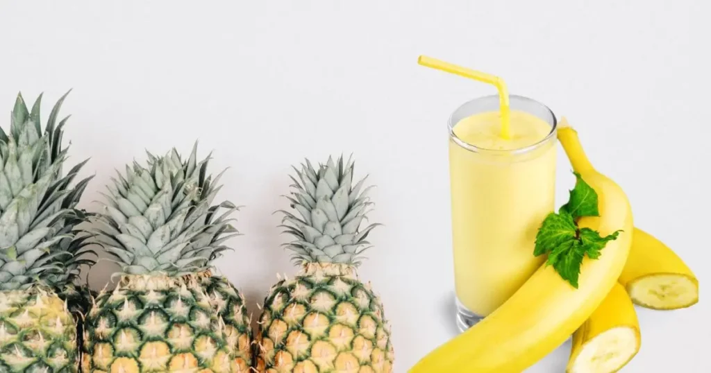 pineapple and banana smoothie